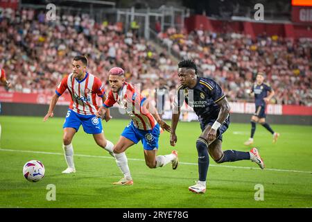 Girona, Spagna. 30 settembre 2023. Vini Jr. (Real Madrid CF) durante una partita di la Liga EA Sports tra Girona FC e Real Madrid all'Estadio Municipal de Montilivi, a Girona, Spagna, il 30 settembre 2023. (Foto/Felipe Mondino) credito: Agenzia fotografica indipendente/Alamy Live News Foto Stock