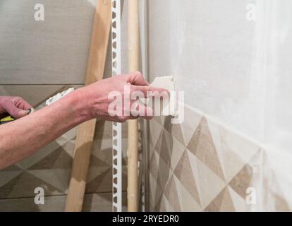 Lavori di riparazione e finitura Foto Stock