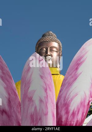 Statua di buddha, fondatore del buddismo Foto Stock