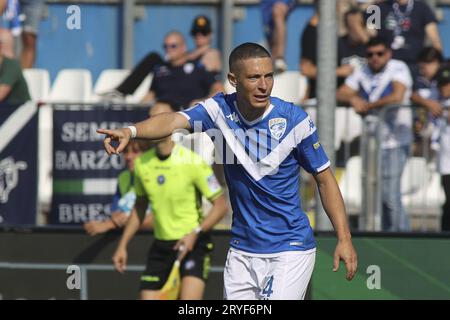 Brescia, Italia. 30 settembre 2023. Fabrizio Paghera del Brescia FC gestures durante Brescia FC vs Ascoli calcio, 8Â serie BKT 2023-24 partita allo stadio Mario Rigamonti di Brescia, Italia, il 30 settembre 2023. Credito: Agenzia fotografica indipendente/Alamy Live News Foto Stock