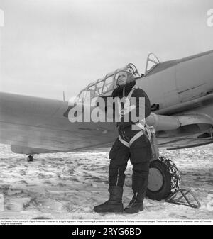 La Military Aviation School F 5 o F 5 Ljungbyhed era una scuola di volo all'interno dell'aeronautica svedese che operò in varie forme negli anni 1926-1998. Il comando dell'unità era situato nella guarnigione di Ljungbyhed all'aeroporto di Ljungbyhed. Svezia nel 1950 Foto Stock