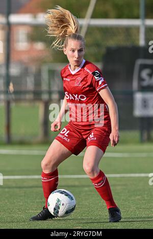 Zulte, Belgio. 30 settembre 2023. Laura Vervacke (20) di Zulte-Waregem nella foto durante una partita di calcio femminile tra SV Zulte - Waregem e White Star Woluwe nella quinta partita della stagione 2023 - 2024 della belga lotto Womens Super League, domenica 30 settembre 2023 a Zulte, BELGIO . Credito: Sportpix/Alamy Live News Foto Stock