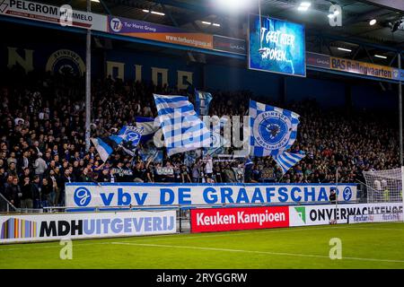 Doetinchem, Niederlande. 29 settembre 2023. Sostenitori di De Graafschap durante il Keuken Kampioen Divisie match tra De Graafschap e Roda JC il 29 settembre 2023 a Doetinchem, Paesi Bassi Credit: dpa/Alamy Live News Foto Stock