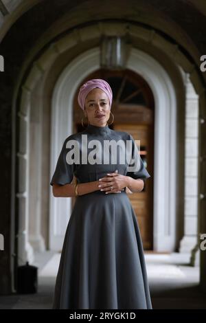 Zadie Smith, romanziere inglese, romanzo di debutto, "White Teeth", fotografato al Cliveden Literary Festival, Berkshire, Inghilterra, Regno Unito 30 settembre 2023 Foto Stock