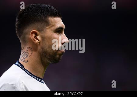 Mattia Zaccagni della SS Lazio guarda durante la partita di serie A tra AC Milan e SS Lazio. Foto Stock