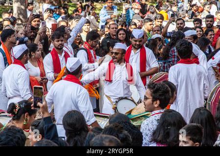 Fest des indischen Elefantengottes Ganesh Chaturthi auf der Kö NUR für REDAKTIONELLE VERWENDUNG *** Festival del dio elefante indiano Ganesh Chaturthi sul Kö PER USO ESCLUSIVAMENTE EDITORIALE. Credito: Imago/Alamy Live News Foto Stock