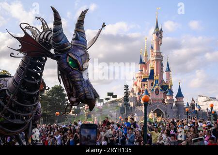 Julien Mattia/le Pictorium - 30° anniversario di Disneyland. - 30/09/2023 - France/Seine et marne/? Marne la Valee? - Parata a Disneyland Paris, per celebrare il 30° anniversario del Parco, 30 settembre 2023 crediti: LE PICTORIUM/Alamy Live News Foto Stock