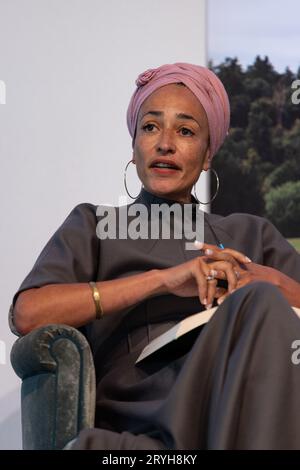 Zadie Smith, romanziere inglese, romanzo di debutto, "White Teeth", fotografato al Cliveden Literary Festival, Berkshire, Inghilterra, Regno Unito 30 settembre 2023 Foto Stock