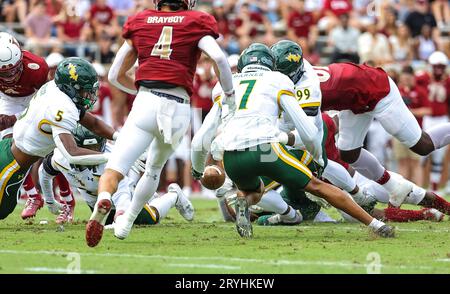 30 settembre 2023: Partita di football NCAA tra la William Mary University e la Elon University, al Rhodes Stadium, Elon, North Carolina. David Beach/CSM (immagine di credito: © David Beach/Cal Sport Media) Foto Stock