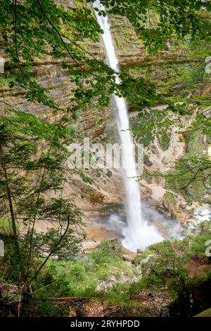 Cascate di Pericnik (Slap Pericnik) nel Parco Nazionale del Triglav, Slovenia. Foto Stock