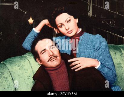 PAUL NEWMAN e SOPHIA LOREN in LADY L (1965), diretto da PETER USTINOV. Credito: M.G.M. / album Foto Stock