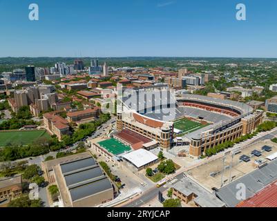 Darrell K Royal Memorial Stadium ad Austin, Texas, nel campus della University of Texas. Foto Stock