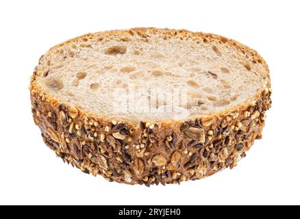 Fetta di pane integrale con avena isolata su fondo bianco Foto Stock