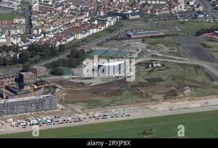 Guardando in basso Filton, l'ex aeroporto vicino a Bristol, dove sono stati prodotti gli aerei britannici Concorde. L'ultimo atterraggio di un Concorde è stato qui Foto Stock