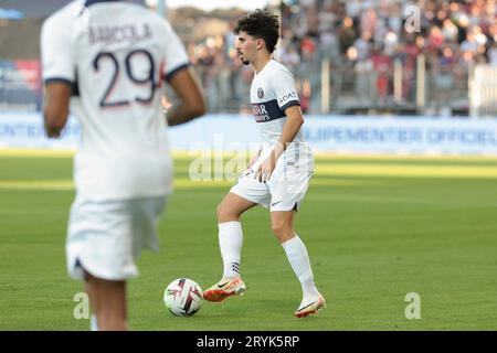 Clermont Ferrand, Francia. 30 settembre 2023. Vitinha del PSG durante la partita di calcio del campionato francese di Ligue 1 tra Clermont Foot 63 e Paris Saint-Germain (PSG) il 30 settembre 2023 allo Stade Gabriel-Montpied di Clermont-Ferrand, Francia - foto Jean Catuffe/DPPI Credit: DPPI Media/Alamy Live News Foto Stock