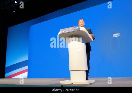 Manchester, Regno Unito. 1 ottobre 2023. Grant Shapps, deputato, Segretario di Stato per la difesa, centro centrale di Manchester che ospita il primo giorno della conferenza Tory 2023. Manchester UK. Foto: Garyroberts/worldwidefeatures.com credito: GaryRobertsphotography/Alamy Live News Foto Stock