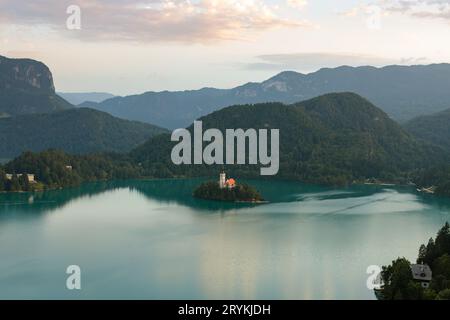 Vista dal lago di Bled nelle alpi slovene Foto Stock