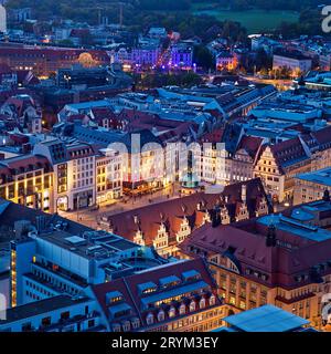 Panorama della città, vista sulla piazza del mercato e sul vecchio municipio, Lipsia, Sassonia, Germania, Europa Foto Stock