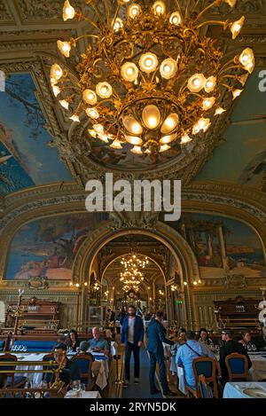 Ristorante gourmet le Train Bleu, alla Gare de Lyon, Parigi, Francia Foto Stock