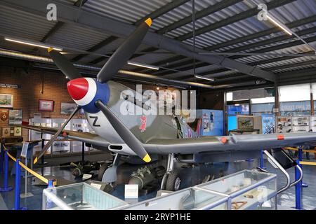 Supermarine Spitfire MkXVI (1944), Spitfire and Hurricane Memorial Museum, Manston, Ramsgate, Kent, Inghilterra, gran Bretagna, Regno Unito, Europa Foto Stock