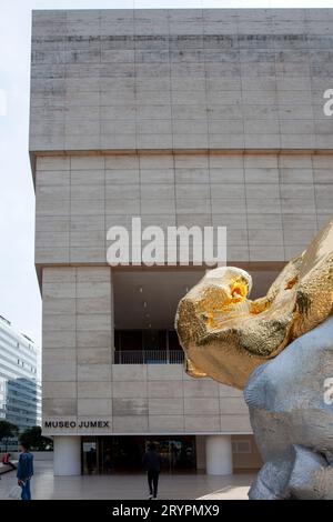 Urs Fischer "Lovers" Sculpture fuori Jumex in Plaza Carso a città del Messico, Messico Foto Stock