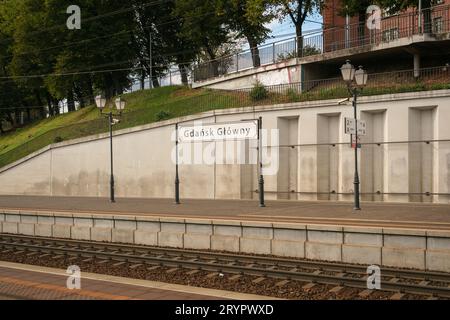 La stazione ferroviaria principale di Gdańsk, Polonia Foto Stock