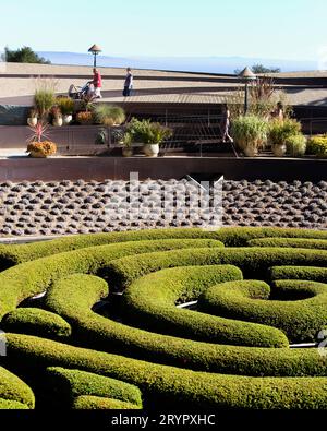 Un labirinto al Getty Center di Los Angeles, California. Foto Stock