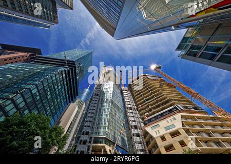 Grande cantiere con il nome del progetto Four Frankfurt, Frankfurt am Main, Germany, Europe Foto Stock