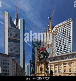 Grande cantiere Four Francoforte, Rossmarkt con il monumento Gutenberg, Francoforte sul meno Foto Stock