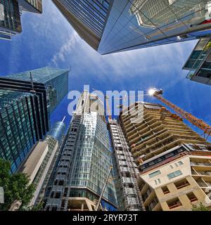 Grande cantiere con il nome del progetto Four Frankfurt, Frankfurt am Main, Germany, Europe Foto Stock