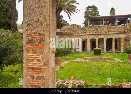 Vista delle rovine della vecchia villa di Pompei vicino a Napoli. Italia Foto Stock