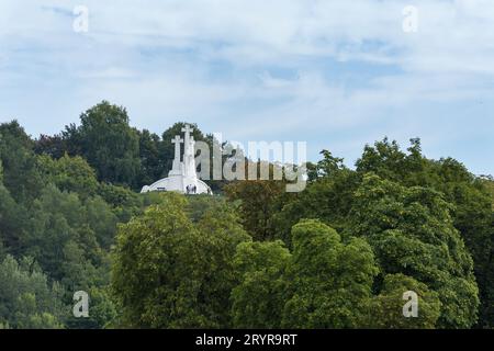 Vilnius, Lituania, 13 AGOSTO 2023. Three Crosses Hill Foto Stock