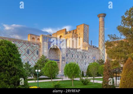 Ulugh Beg Madrasa, Samarcanda, Uzbekistan Foto Stock