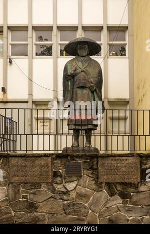 Statua di Shinran presso la chiesa buddista di New York in Riverside Drive a Manhattan Foto Stock