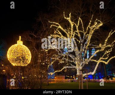 Holiday decorazioni di Rathauspark Vienna. Austria Foto Stock