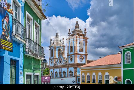 Salvador de Bahia, Brasile - 6 gennaio 2023: Città vecchia, le famose architetture del quartiere Pelourinho Foto Stock