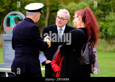 National Memorial Arboretum, Regno Unito. 14 ottobre 2021. I membri delle forze Armate segnano l'inaugurazione del nuovo memoriale per il NAAFI. Foto Stock