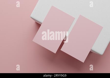 Modello mockup in carta da visita pastello rosa con copertura spazio vuoto per inserire il logo aziendale o l'identità personale su cartone Foto Stock
