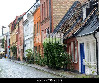 Bellissime case antiche nella città vecchia di Malmö, Svezia. Foto Stock