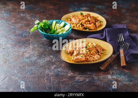 Cous cous con carne e verdure Foto Stock