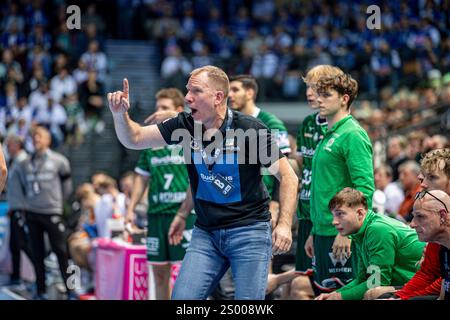 Wetzlar, Germania. 22 dicembre 2024. Frank Carstens (HSG Wetzlar) pallamano Bundesliga; HSG Wetzlar - VfL Gummersbach: Wetzlar, 22.12.24 crediti: dpa/Alamy Live News Foto Stock