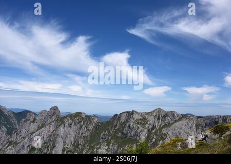 Trekking fino a pena Main nel Parco Nazionale Picos de Europa, Spagna Foto Stock