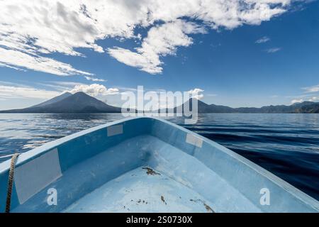 Barca (Lancha) Lago Atitlan, Guatemala Foto Stock