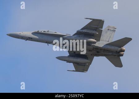 Giappone, presso la base aerea di Gifu il 17 novembre 2024: F-18C Hornet VMFA-312 presso la base aerea di Gifu in Giappone Foto Stock