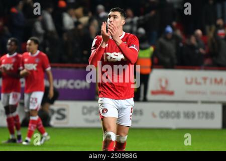 Londra, Inghilterra. 26 dicembre 2024. Lloyd Jones dopo lo Sky Bet EFL League One match tra Charlton Athletic e Cambridge United a The Valley, Londra. Kyle Andrews/Alamy Live News Foto Stock