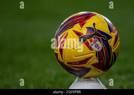 Puma match ufficiale EFL invernale durante la partita del Campionato Sky Bet tra Middlesbrough e Sheffield Wednesday al Riverside Stadium di Middlesbrough giovedì 26 dicembre 2024. (Foto: Trevor Wilkinson | mi News) crediti: MI News & Sport /Alamy Live News Foto Stock