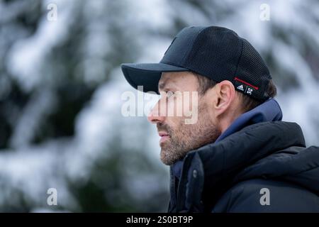 Sven Hannawald (ARD TV Experte, Ex Skispringer), sui, FIS Viessmsann Skisprung Weltcup Engelberg Groß-Titlis-Schanze, Qualifikation Herren, Saison 2024/2025, 20.12.2024 foto: Eibner-Pressefoto/Michael Memmler Foto Stock