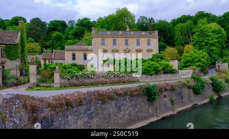 Bath, Regno Unito - 11 giugno 2024: Iford Manor vicino a Bath Foto Stock