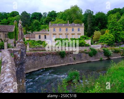 Bath, Regno Unito - 11 giugno 2024: Iford Manor vicino a Bath Foto Stock