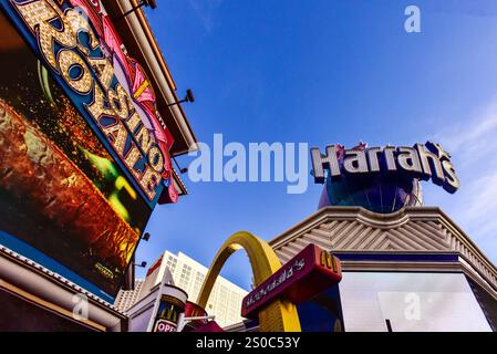 Insegna Casino Royale e Harrahs sulla Las Vegas Strip Foto Stock